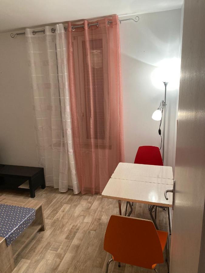 Appartement Orange Reims Exterior photo